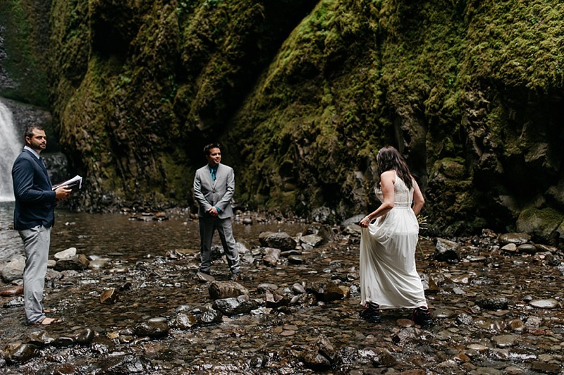 OneontaGorgeElopement.OneontaGorgeWeddingPhotos.OregonElopementPhotographer.PNWElopementPhotographer_0124