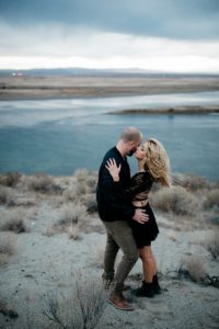 sanddunesengagementphotosengagementphotoswhitesanddesertengagementphotostoniechristinephotographyseattleweddingphotographer_0100