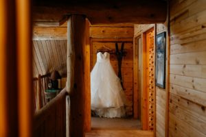 PNWElopementPhotographerAdventureElopementPhotographerAdventureElopementSnowingElopementHoodRiverOregonWeddingSeattleElopementPhotographer