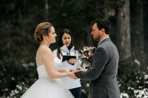 PNWElopementPhotographerAdventureElopementPhotographerAdventureElopementSnowingElopementHoodRiverOregonWeddingSeattleElopementPhotographer