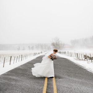 PNWElopementPhotographerAdventureElopementPhotographerAdventureElopementSnowingElopementHoodRiverOregonWeddingSeattleElopementPhotographer