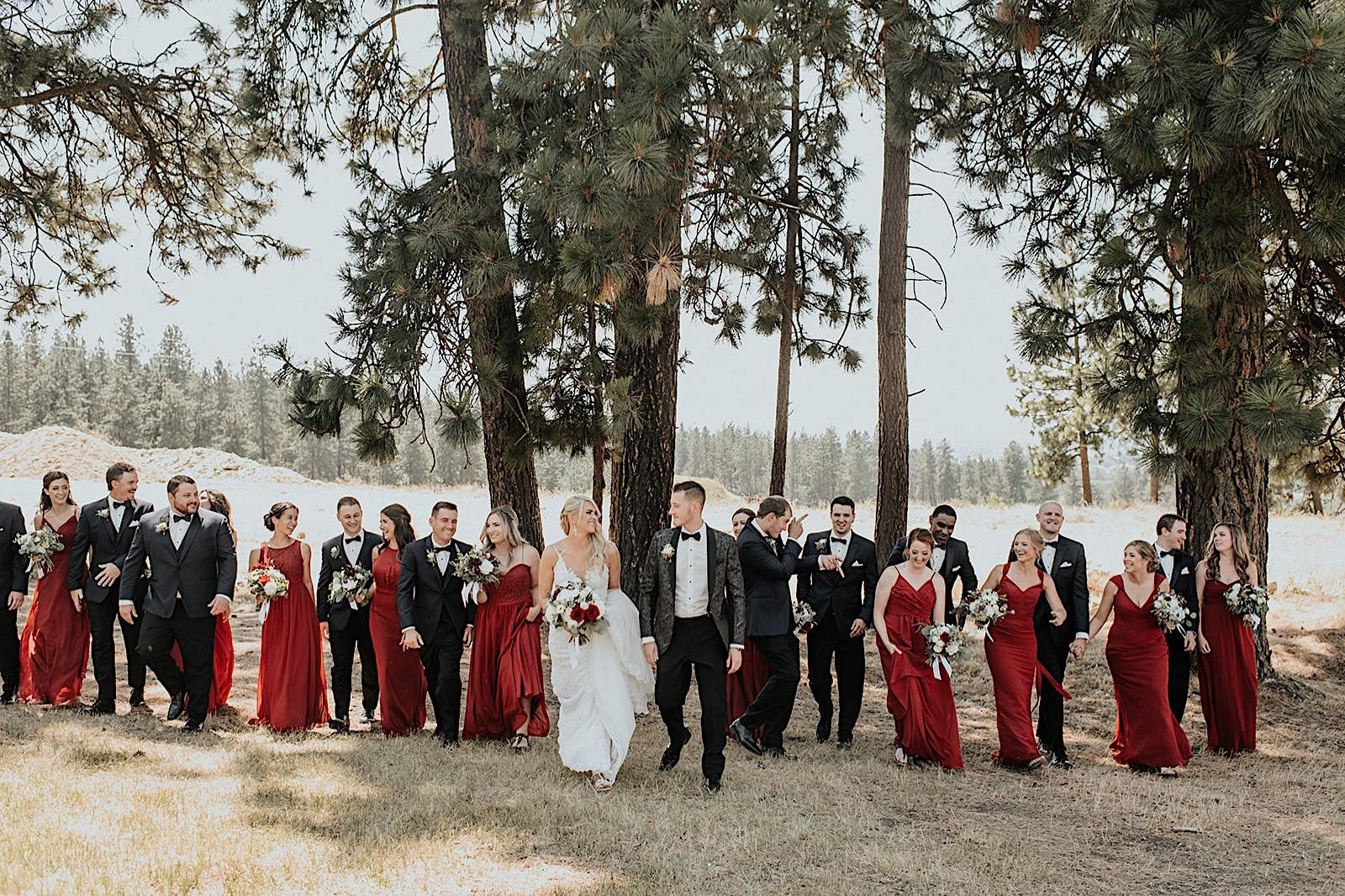 Summer Wedding at Beacon Hill in Spokane: bridal party portraits